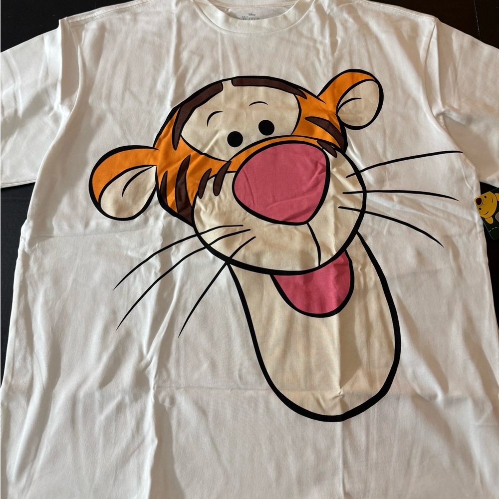 Tigger Adult t-shirt from Disneyland Resort